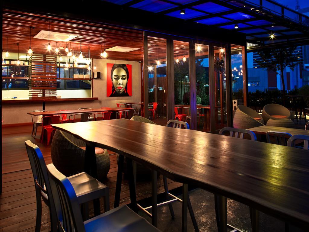 Metro Pratunam Boutique Hotel Бангкок Екстер'єр фото