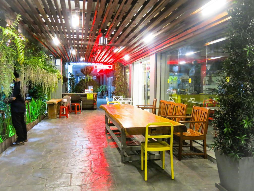 Metro Pratunam Boutique Hotel Бангкок Екстер'єр фото