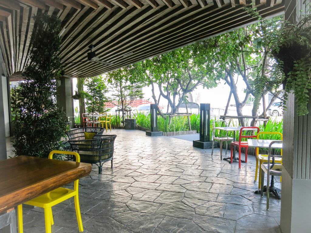 Metro Pratunam Boutique Hotel Бангкок Екстер'єр фото