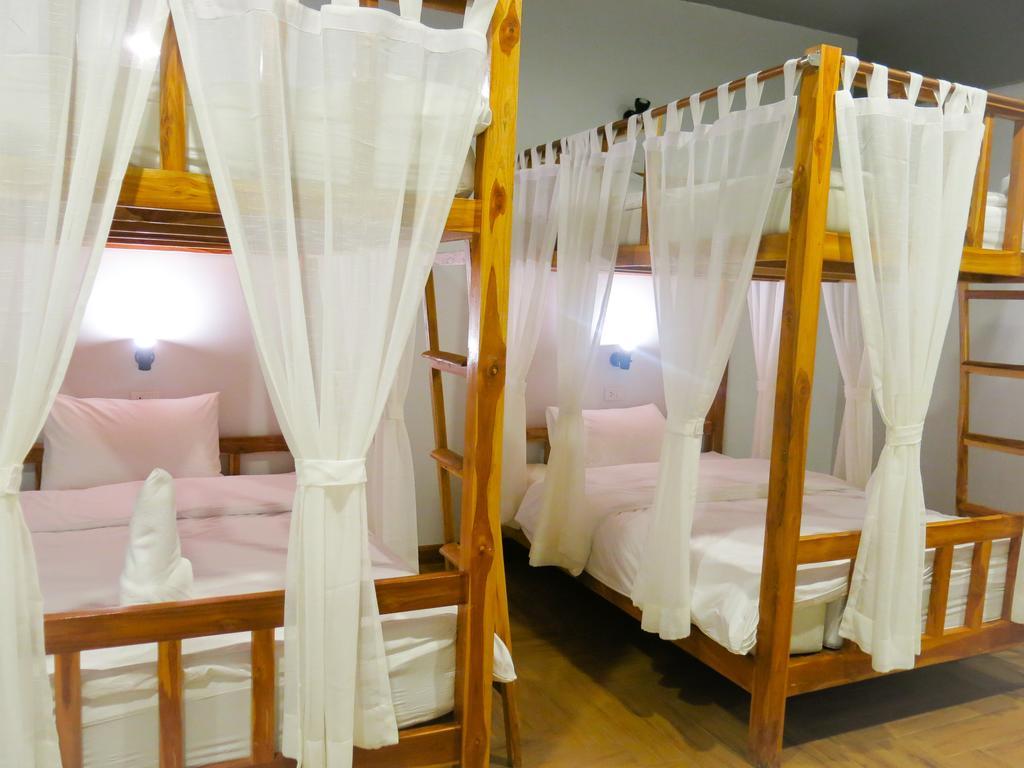Metro Pratunam Boutique Hotel Бангкок Екстер'єр фото
