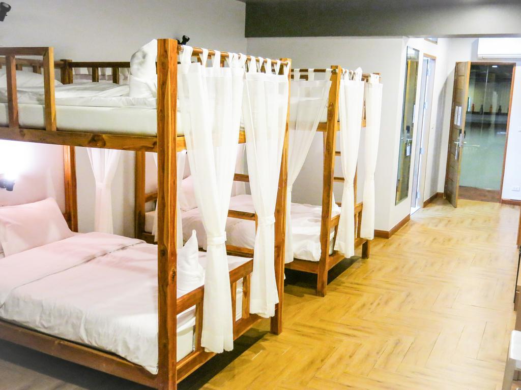 Metro Pratunam Boutique Hotel Бангкок Екстер'єр фото