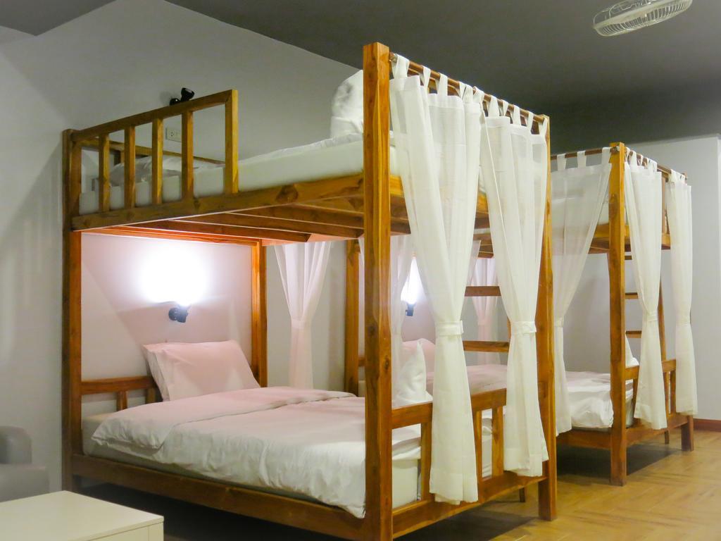 Metro Pratunam Boutique Hotel Бангкок Екстер'єр фото
